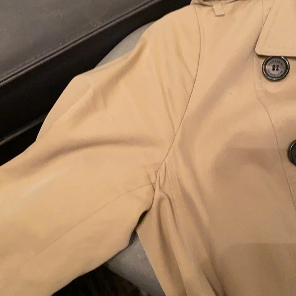 Burberry Sandingham Double-Breasted Trench Coat US 8 - Picture 4 of 16